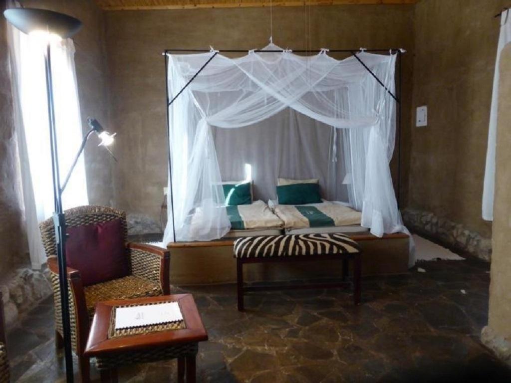 Fort Sesfontein Lodge & Safaris المظهر الخارجي الصورة